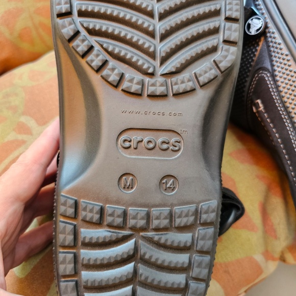 Yukon Vista Literide CROCS, EUC - Picture 8 of 11